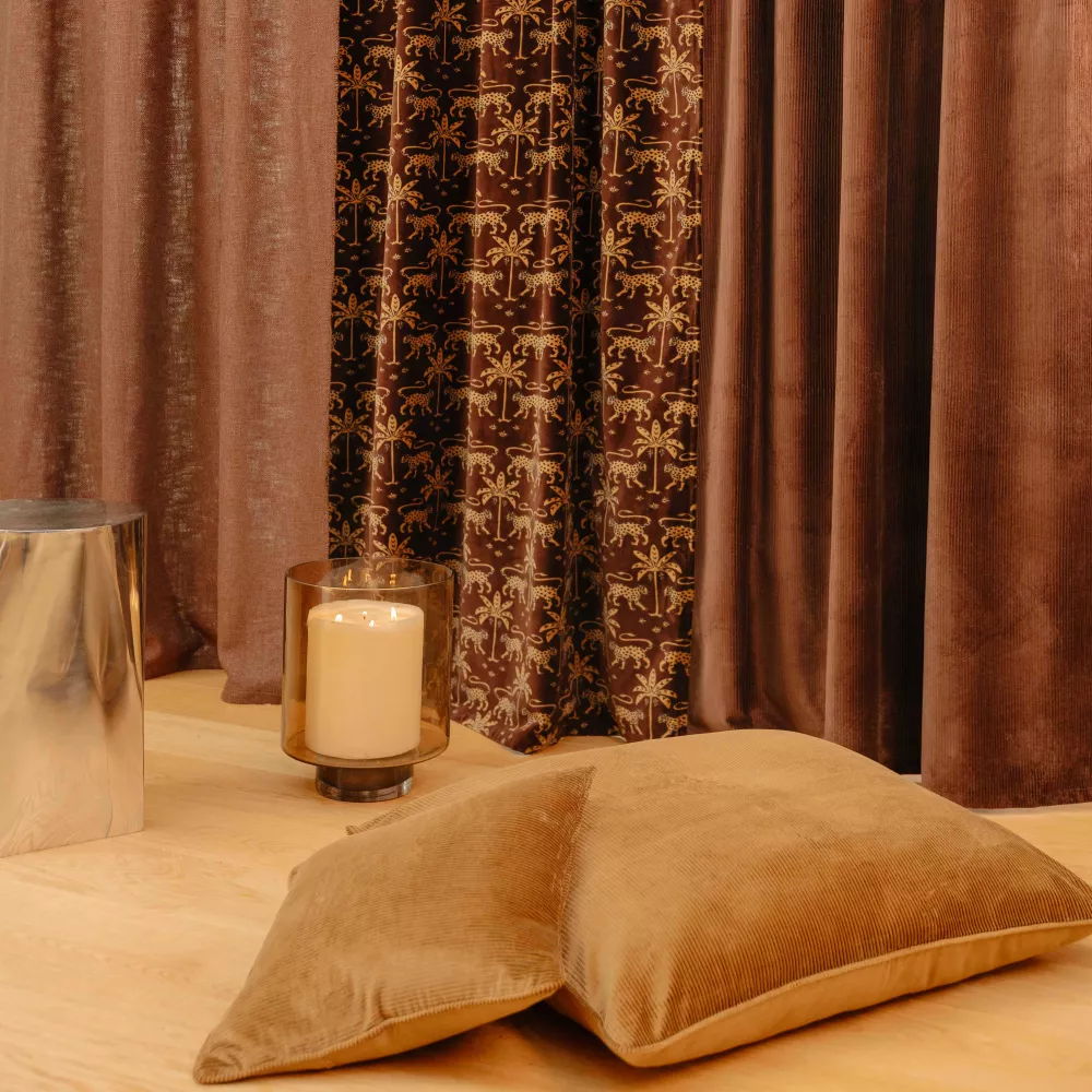 CURTAIN BERIA